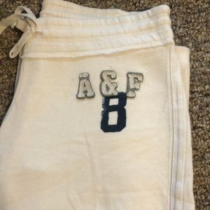 Abercrombie & Fitch  M sweatpants